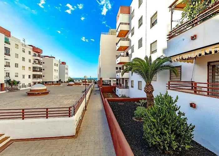 Palmeras Del Sur 2s Apartment *